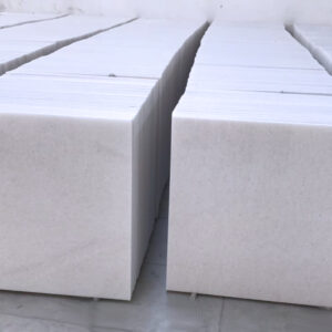 Bianco Cristallo Semi-Select