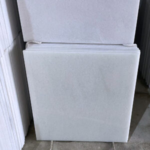 Bianco Cristallo Semi-Select