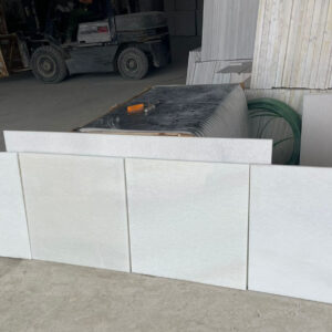 Bianco Cristallo Semi-Select